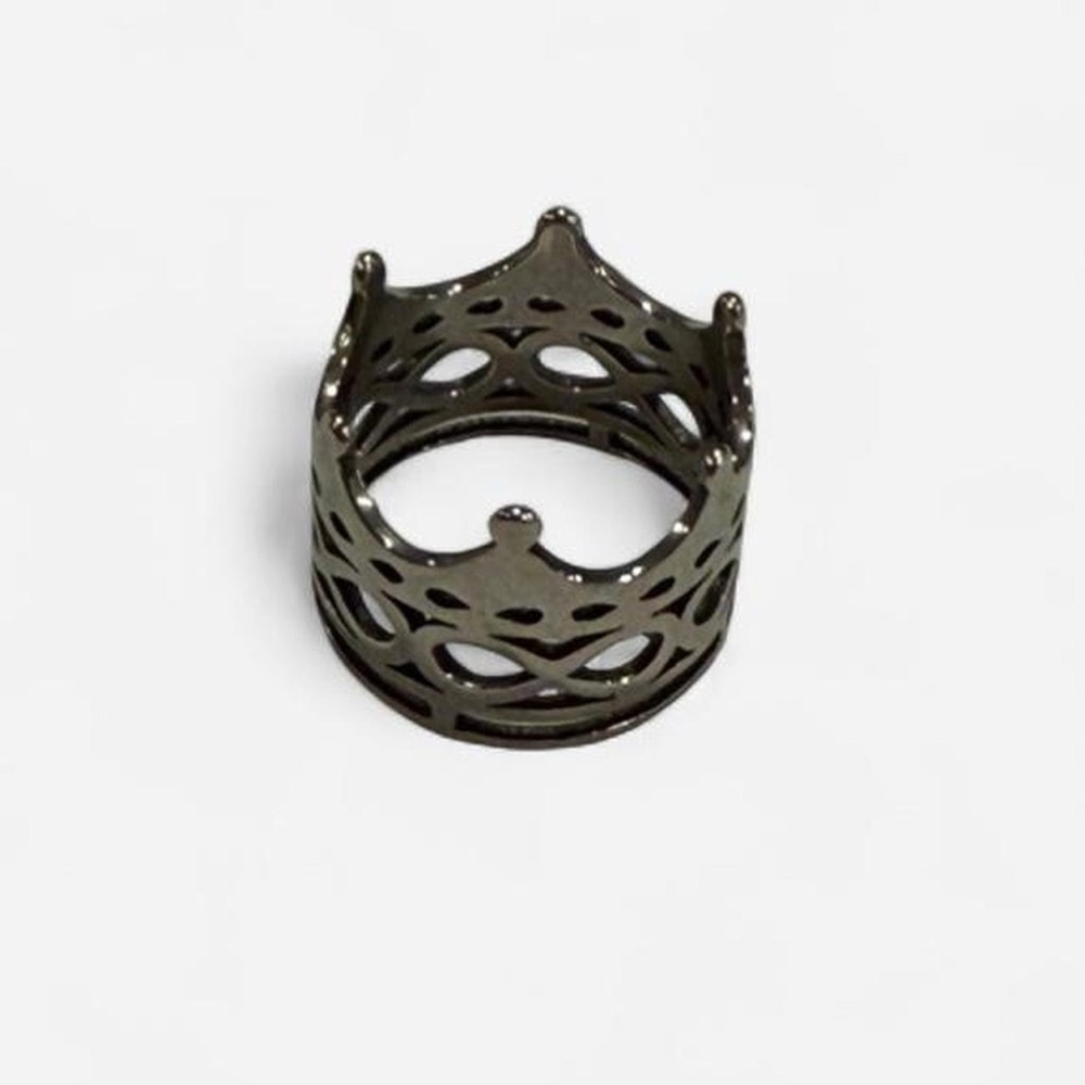 Black Crown Ring